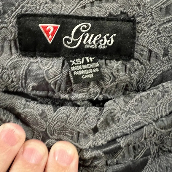 Gray floral design pants, size XS. - Picture 6 of 8